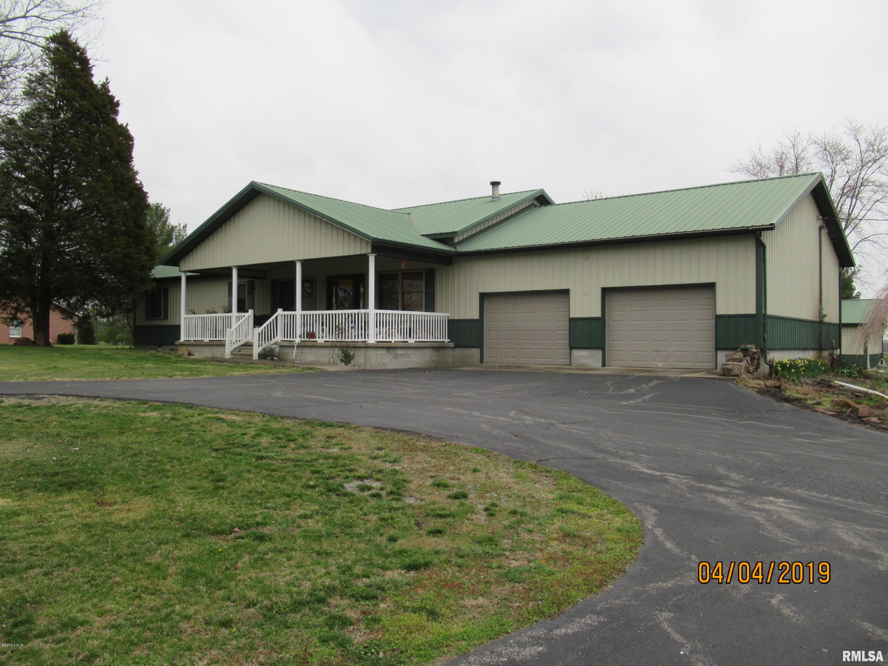 98 East Church Street Raleigh, IL 62977 - Photo 2 of 38