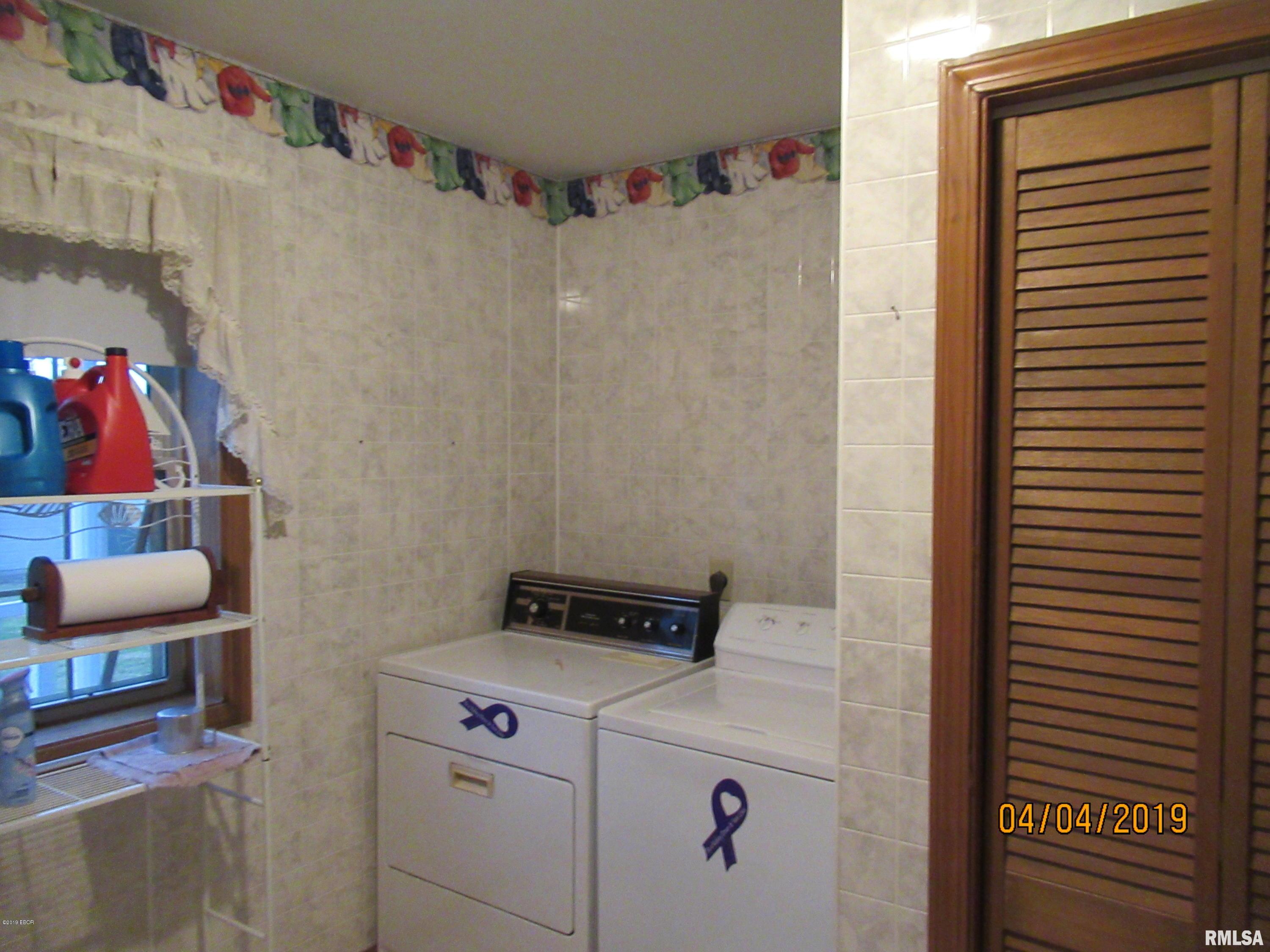 98 East Church Street Raleigh, IL 62977 - Photo 21 of 38