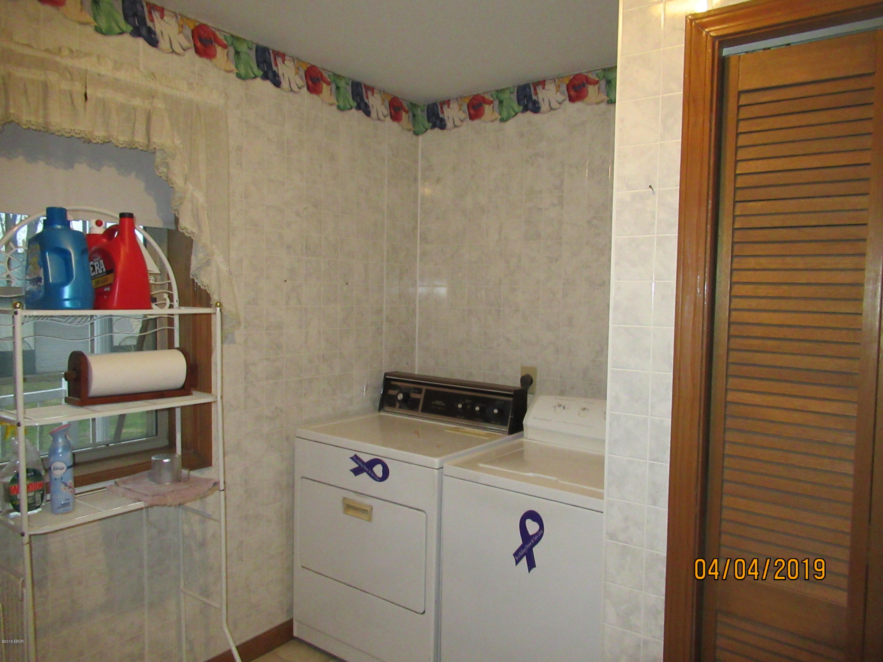 98 East Church Street Raleigh, IL 62977 - Photo 23 of 38