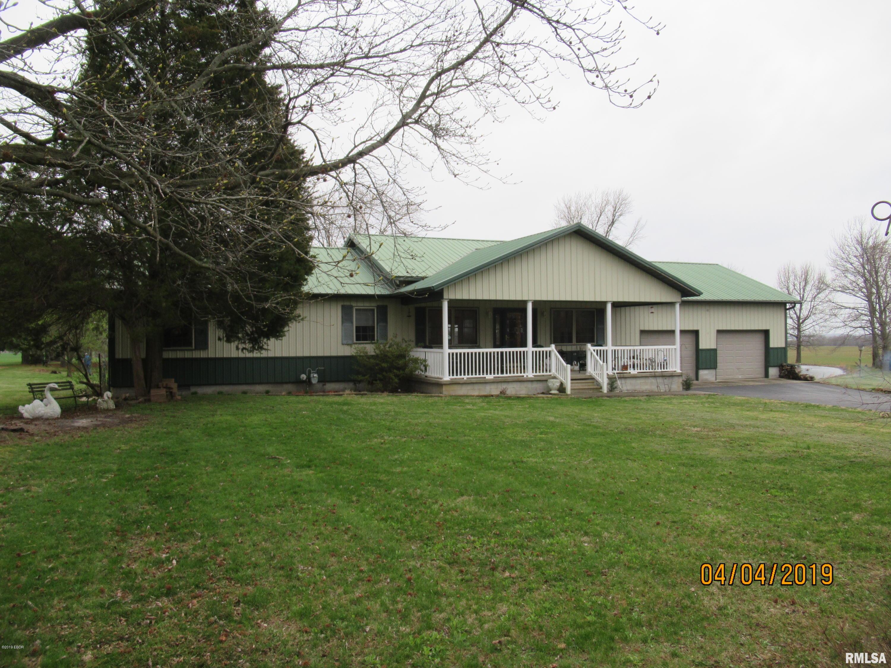 98 East Church Street Raleigh, IL 62977 - Photo 4 of 38