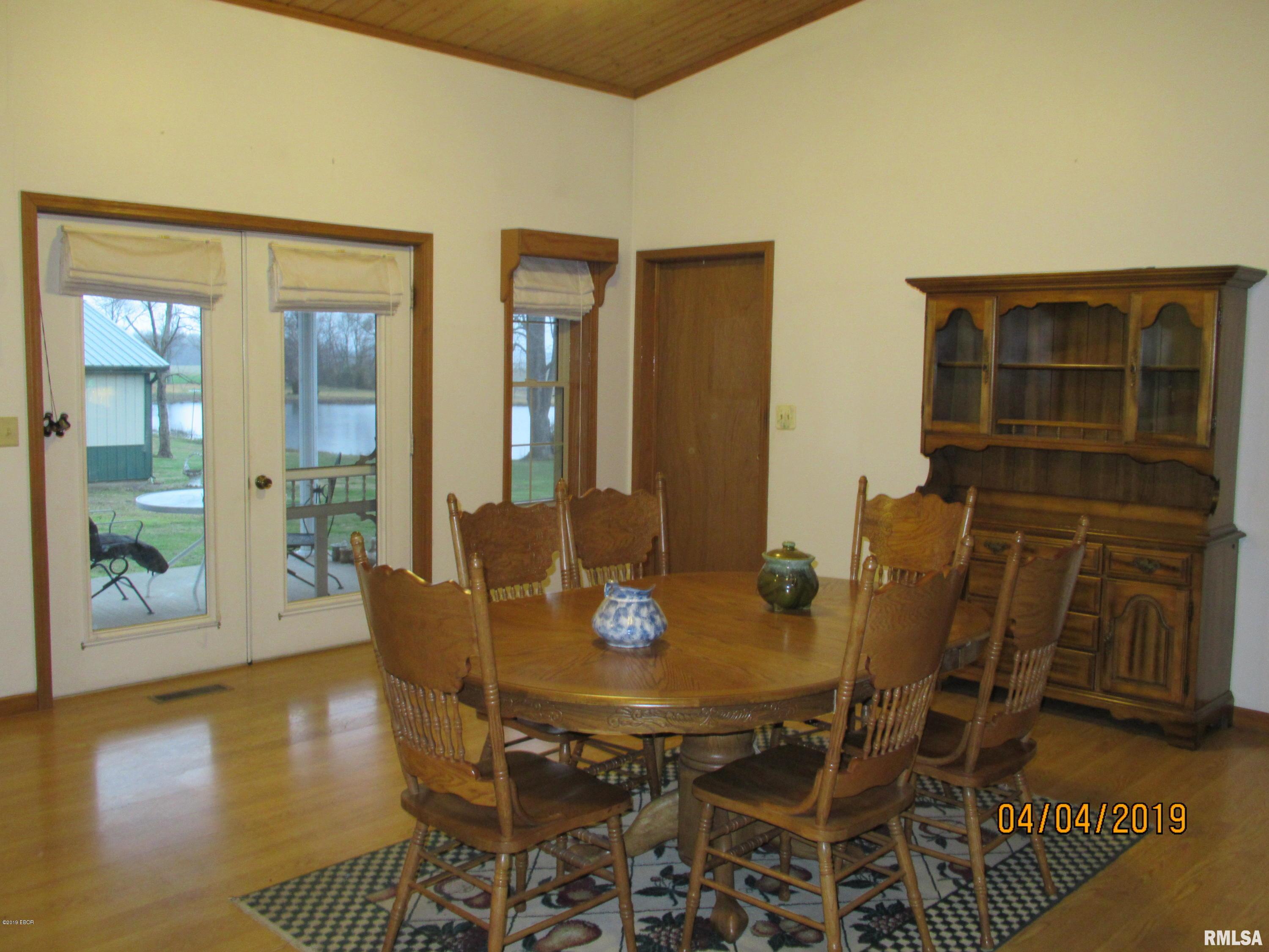 98 East Church Street Raleigh, IL 62977 - Photo 8 of 38