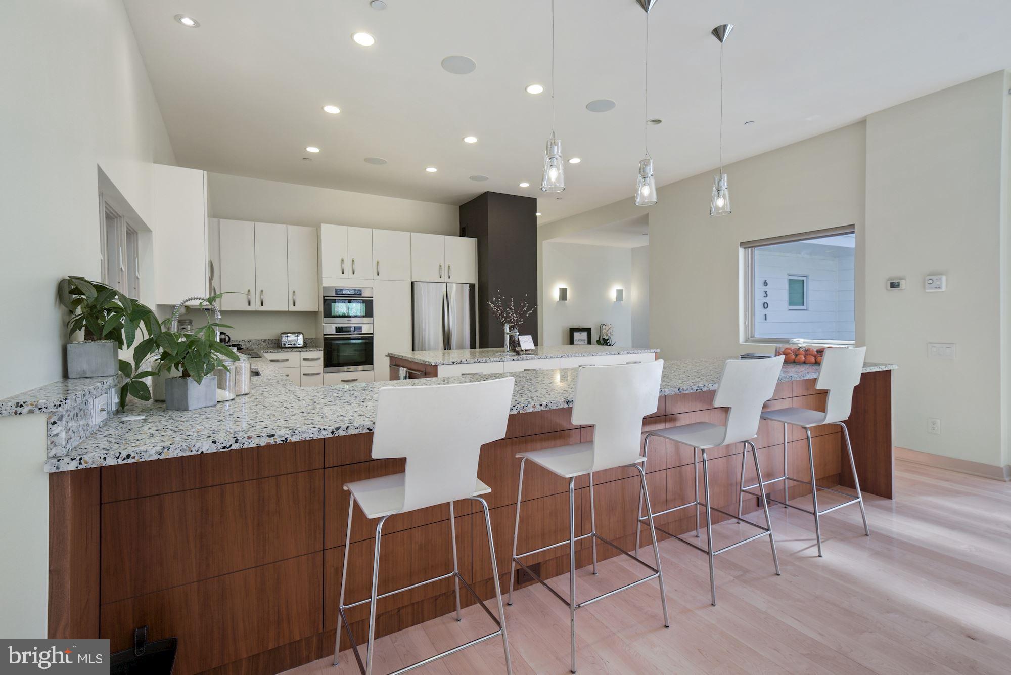 6301 West Halbert Road Bethesda, MD 20817 - Photo 12 of 55 Kitchen Bar