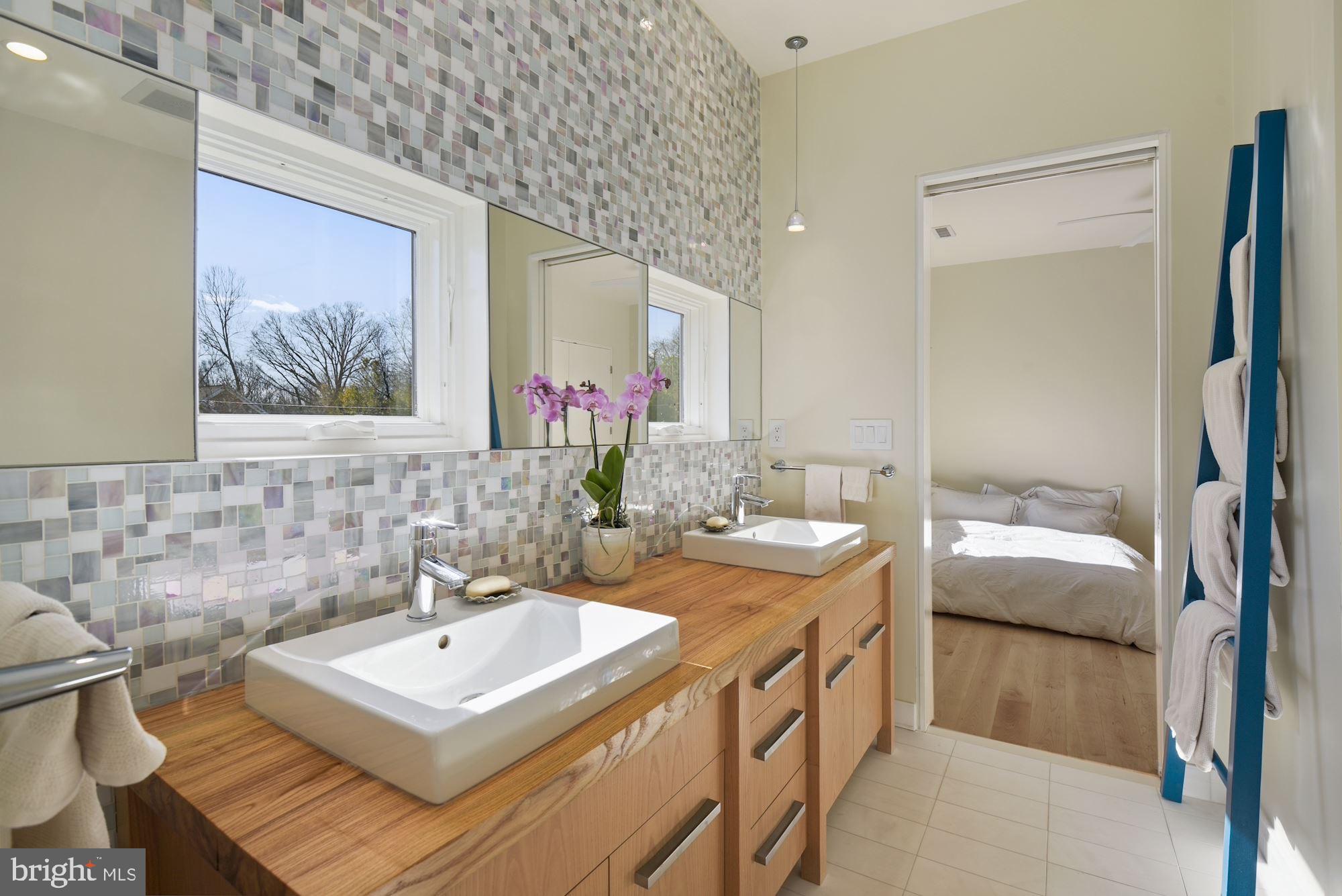 6301 West Halbert Road Bethesda, MD 20817 - Photo 36 of 55 2nd Floor Shared Bathroom