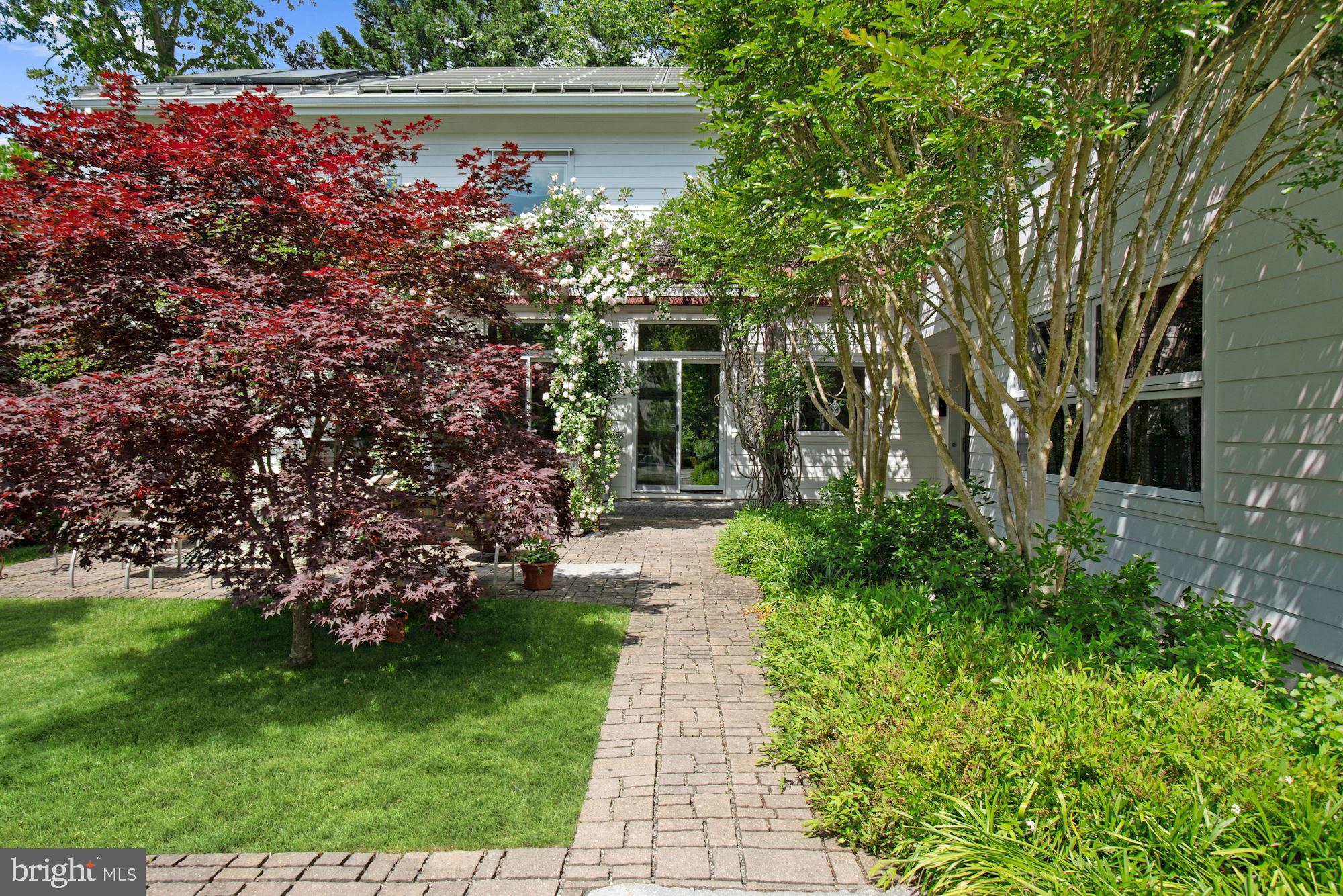 6301 West Halbert Road Bethesda, MD 20817 - Photo 47 of 55