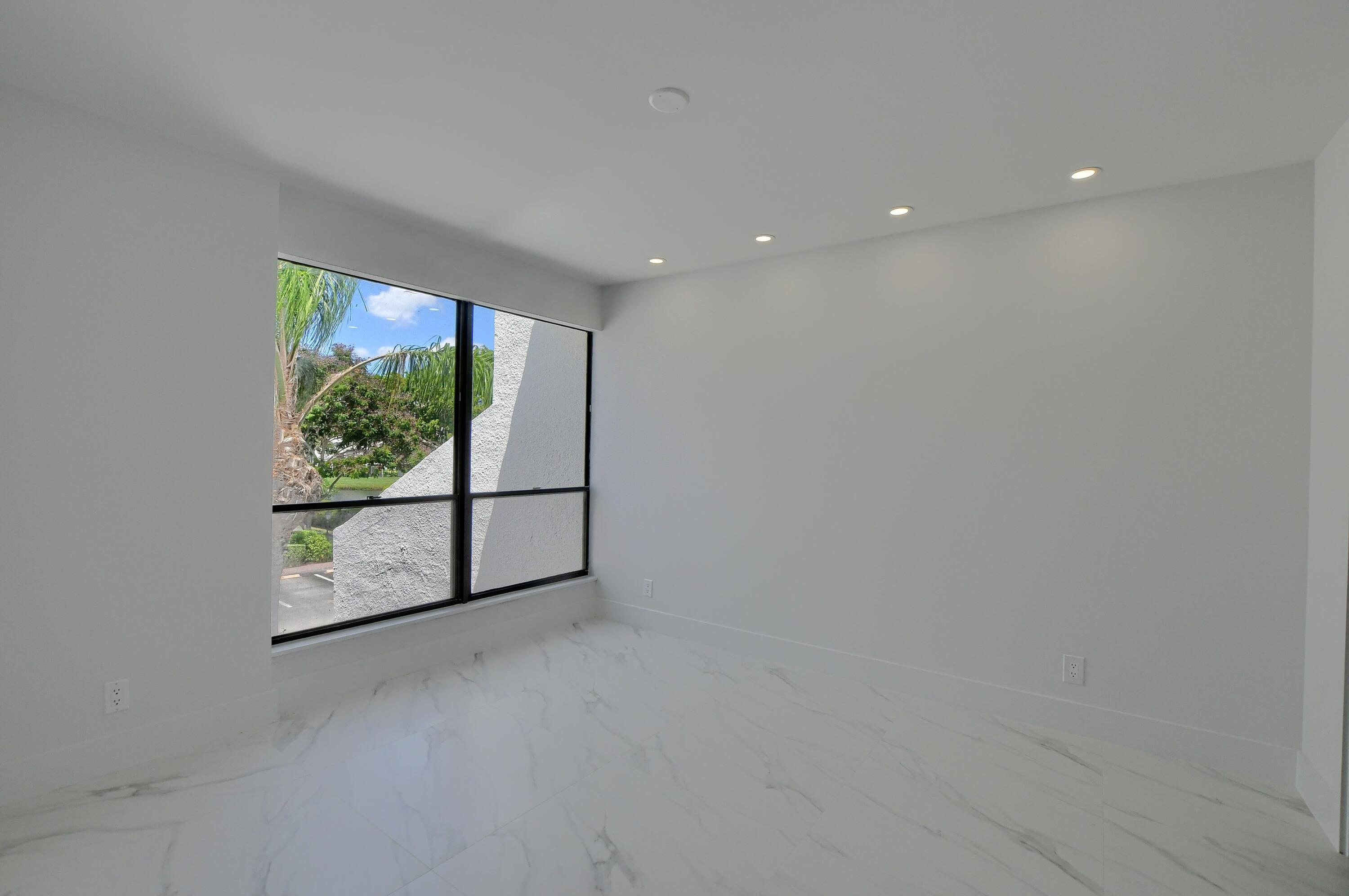904 Bridgewood Place Boca Raton, FL 33434 - Photo 13 of 23 05_ebf_3555-hdr(5)