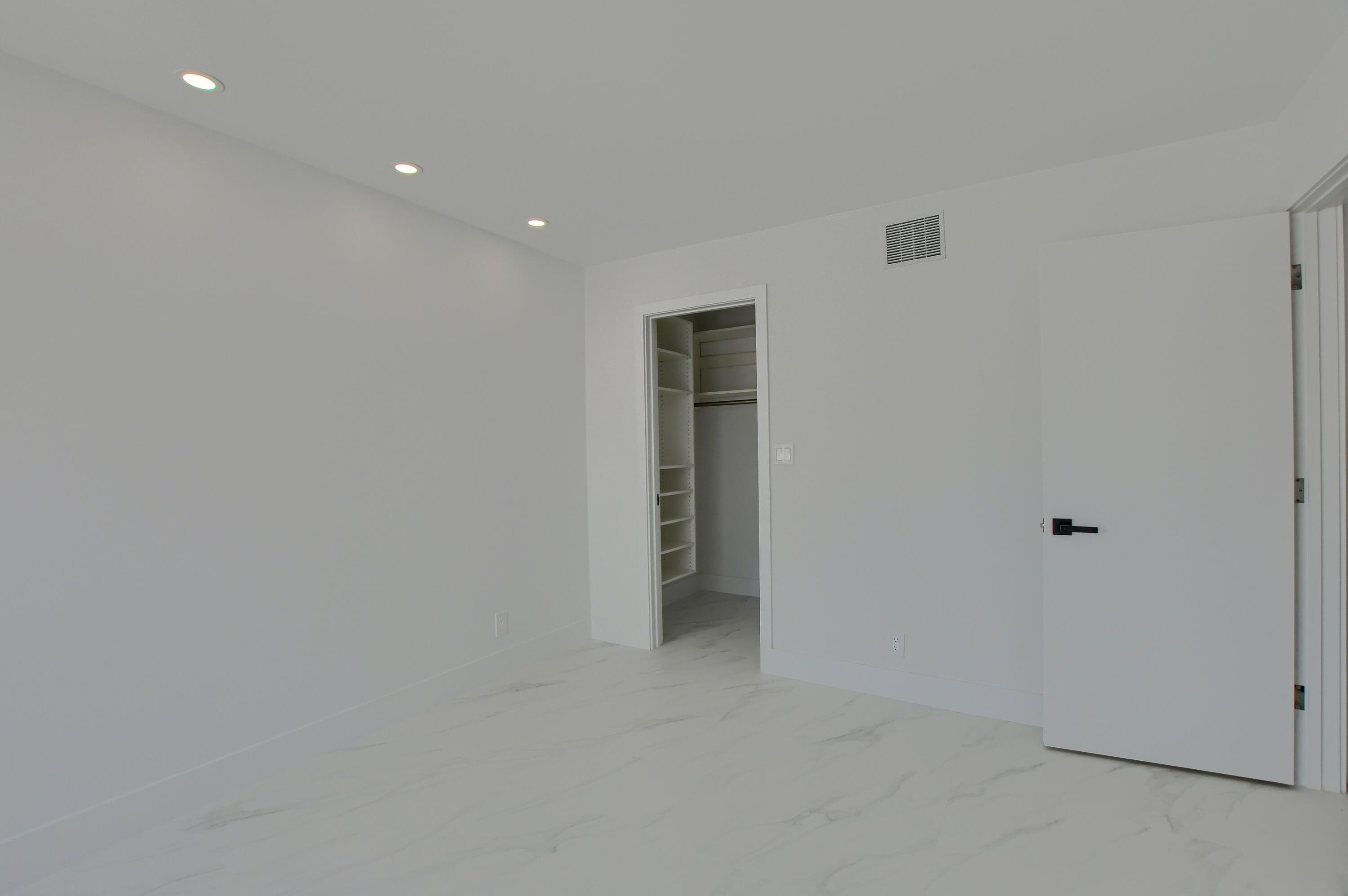 904 Bridgewood Place Boca Raton, FL 33434 - Photo 15 of 23 07_ebf_3565-hdr(5)