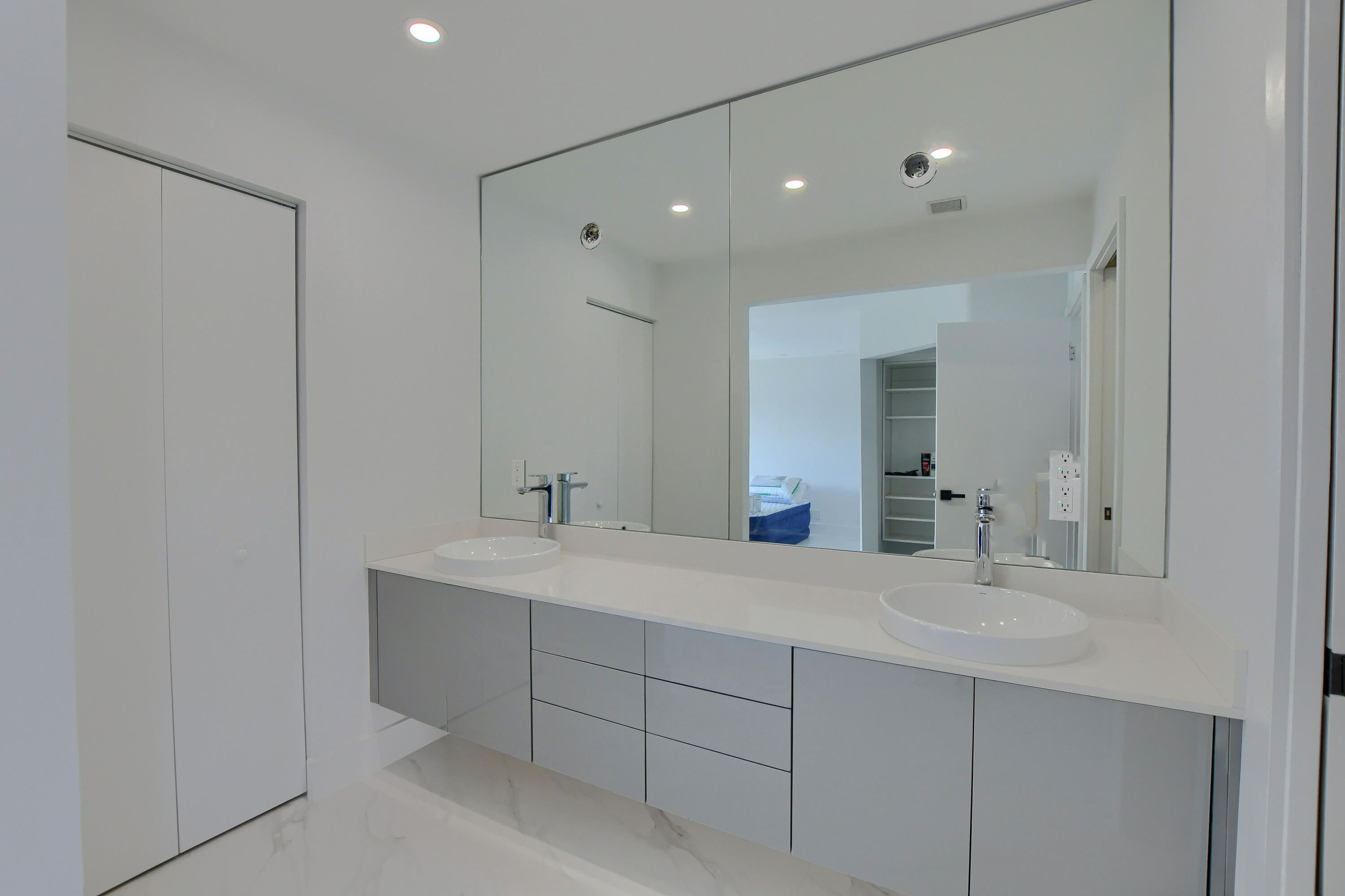 904 Bridgewood Place Boca Raton, FL 33434 - Photo 8 of 23 02_ebf_3540-hdr(5)
