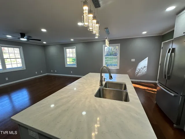 $259,000 | 29184 Tobias Drive, Meadowview, VA 24361