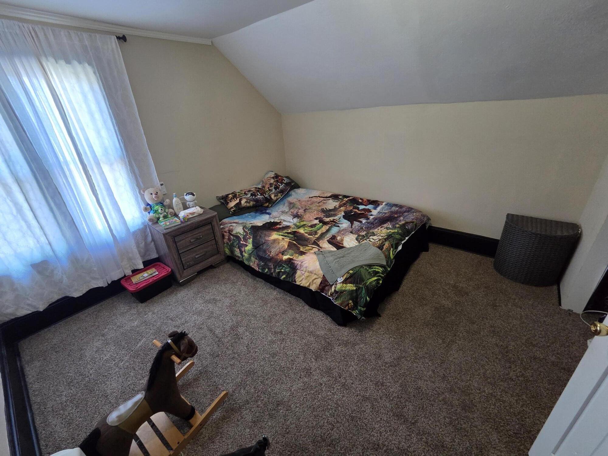 919 High Avenue Sheboygan, WI 53081 - Photo 12 of 23 20260425_111824