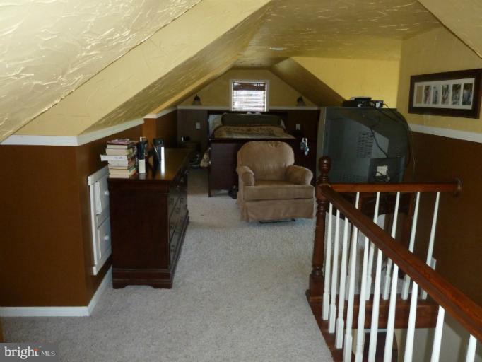 17008 Broadfording Road Hagerstown, MD 21740 - Photo 15 of 27 Bedroom (Master)