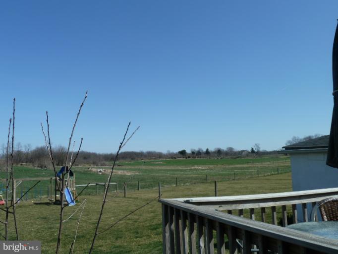 17008 Broadfording Road Hagerstown, MD 21740 - Photo 8 of 27 View