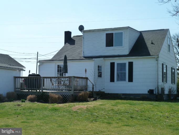 17008 Broadfording Road Hagerstown, MD 21740 - Photo 10 of 27 Exterior (Rear)
