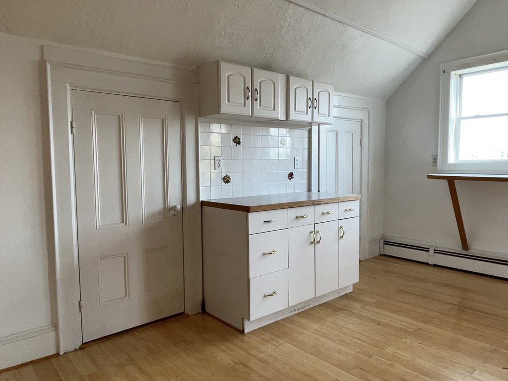 13 Portland Street, Unit 4 Lynn, MA 01902 - Photo 8 of 18