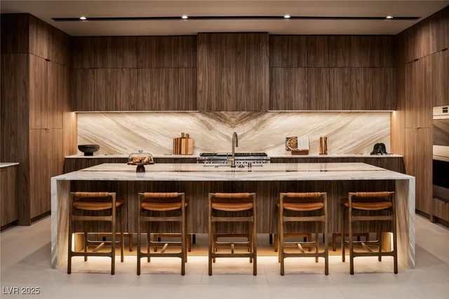 $4,120,000 | 2 Kaya Cyn Way, Unit 16, Henderson, NV 89012