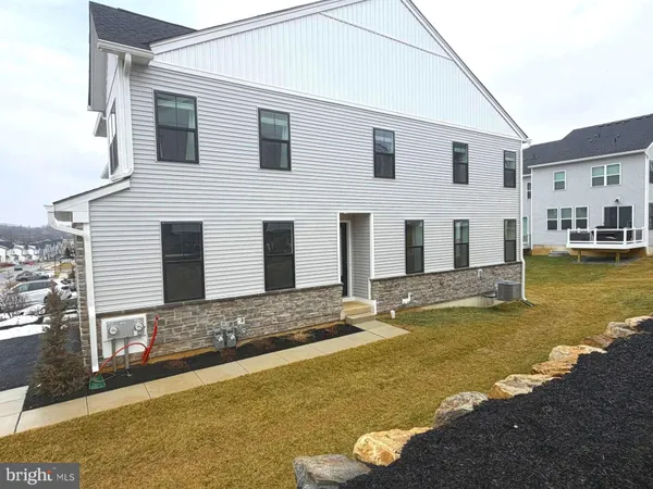 $4,300 | 72 Alroy Road, Malvern, PA 19355