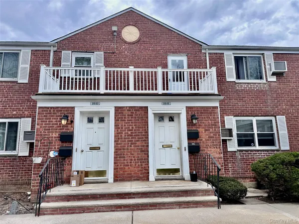 $3,000 | 255-55 75th Avenue, Unit GV31 | Glen Oaks