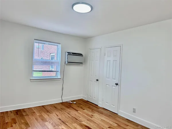$3,000 | 255-55 75th Avenue, Unit GV31 | Glen Oaks