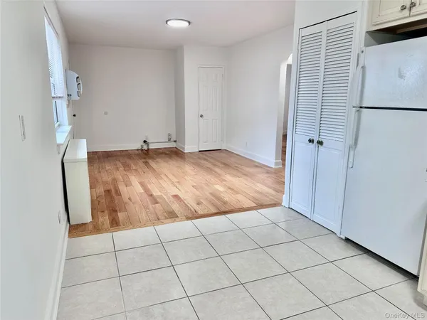 $3,000 | 255-55 75th Avenue, Unit GV31 | Glen Oaks