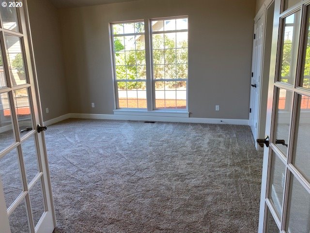 1599 Rainbow Drive Springfield, OR 97477 - Photo 3 of 6 Gallery Image 3