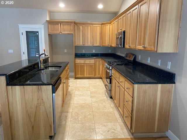 1599 Rainbow Drive Springfield, OR 97477 - Photo 4 of 6 Gallery Image 4