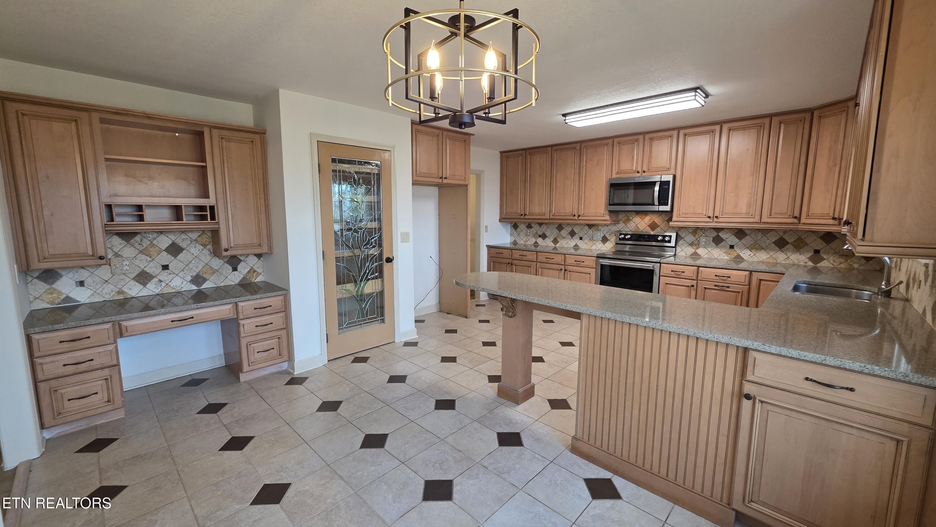 1135 West Outer Drive Oak Ridge, TN 37830 - Photo 19 of 60 1000007236
