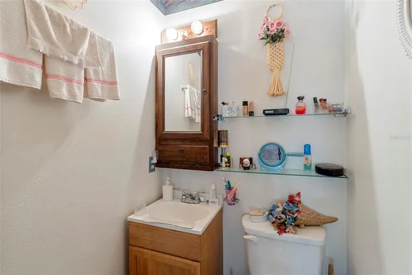 $610,000 | 1788 Highway 10a, Ponce de Leon, FL 32455