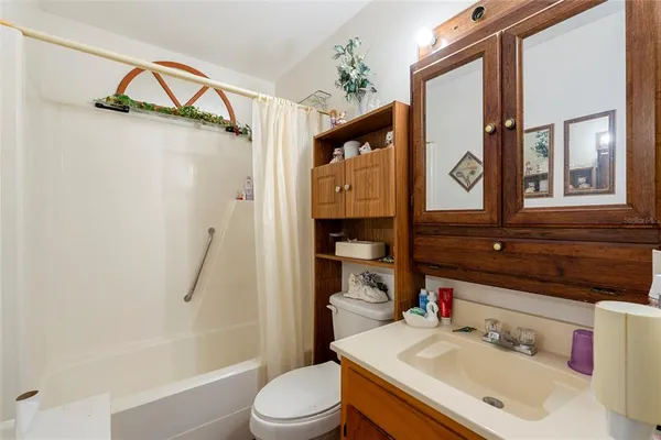 $610,000 | 1788 Highway 10a, Ponce de Leon, FL 32455