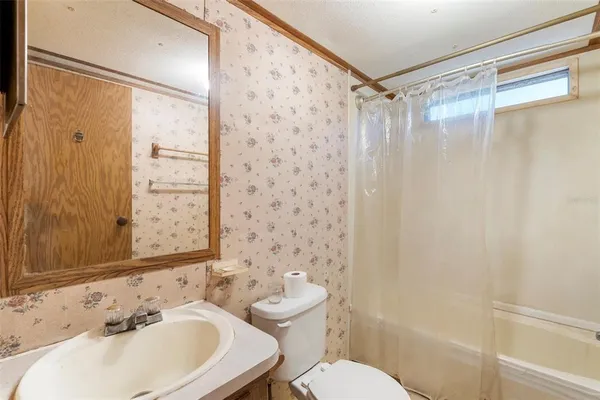 $610,000 | 1788 Highway 10a, Ponce de Leon, FL 32455