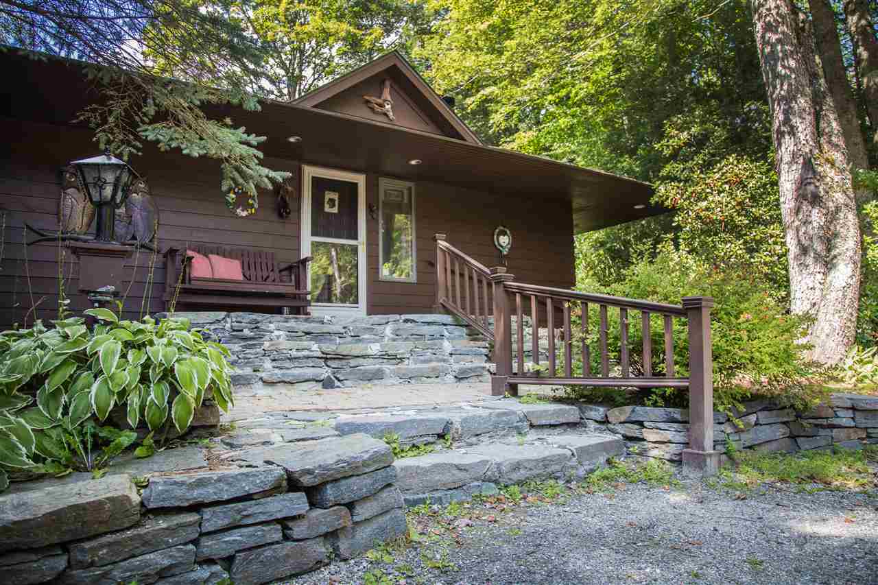 807 Maple Hill Rochester, VT 05767 - Photo 2 of 27