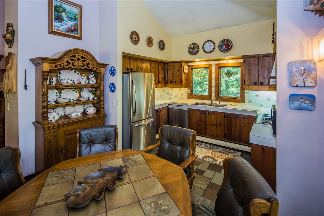 807 Maple Hill Rochester, VT 05767 - Photo 6 of 27