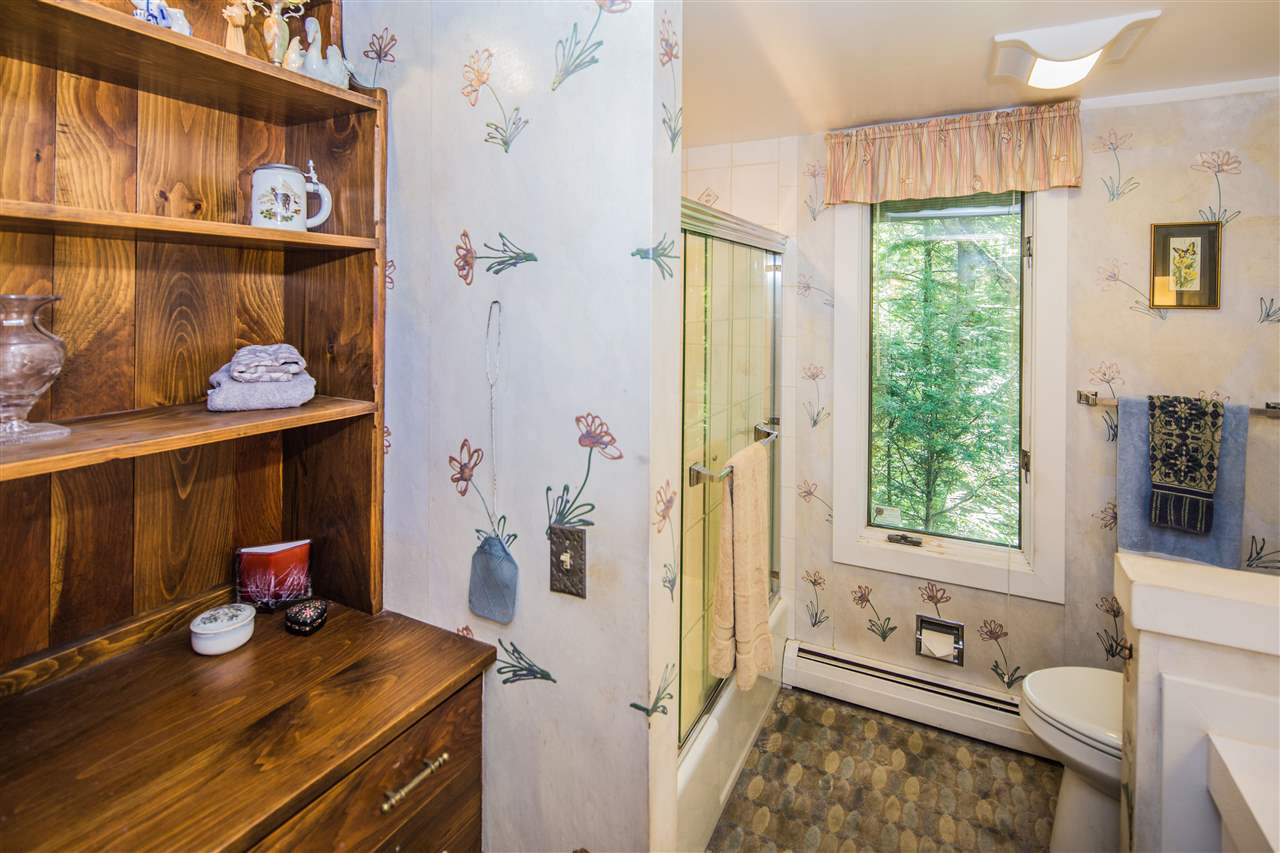 807 Maple Hill Rochester, VT 05767 - Photo 10 of 27