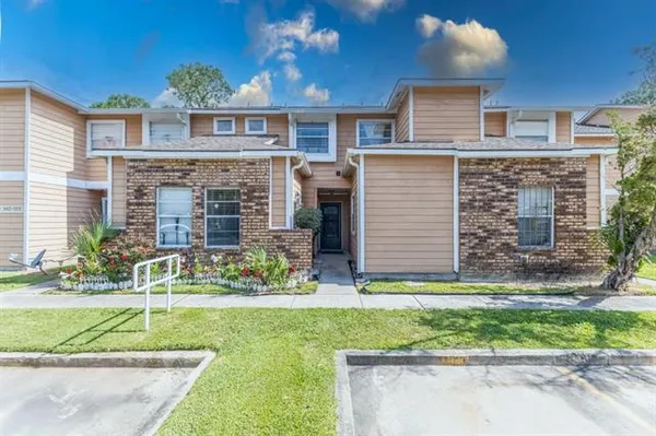 $115,000 | 2425 Oxford Place, Unit 139, Gretna, LA 70056