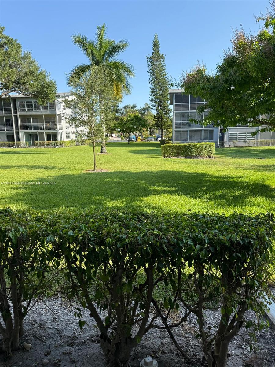 217 Suffolk F, Unit 217 Boca Raton, FL 33434 - Photo 11 of 11 a view of a park