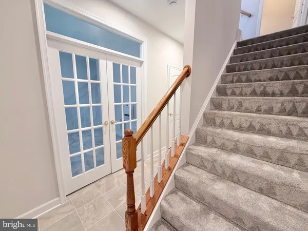 $3,600 | 300 Garden View Square, Rockville, MD 20850