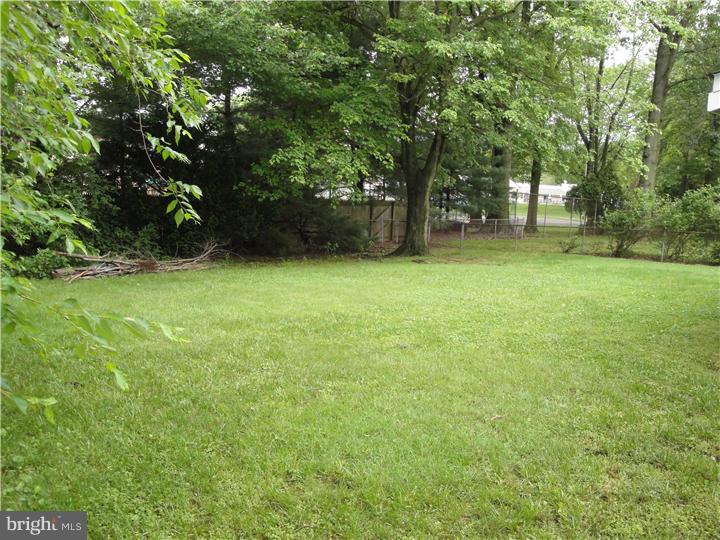 230 Drake Road Cherry Hill, NJ 08034 - Photo 4 of 22 Back Yard