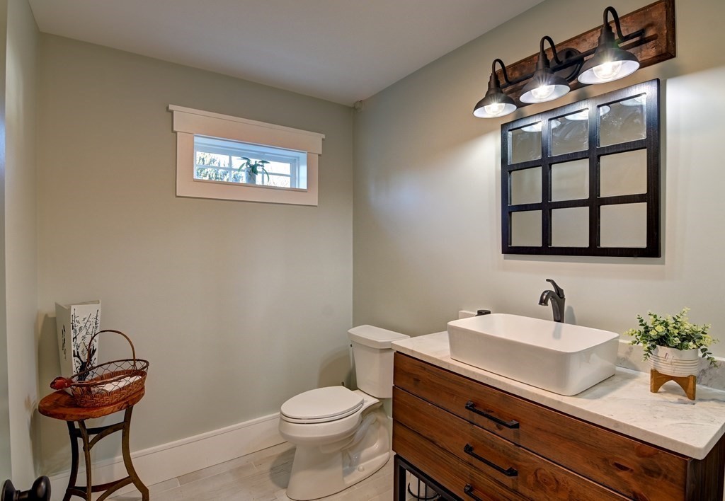 77 Joseph Road Braintree, MA 02184 - Photo 14 of 42 Gallery Image 14