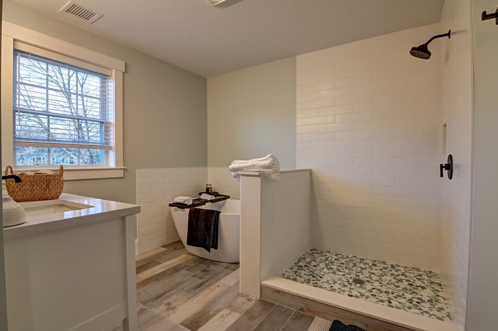 77 Joseph Road Braintree, MA 02184 - Photo 24 of 42 Gallery Image 24