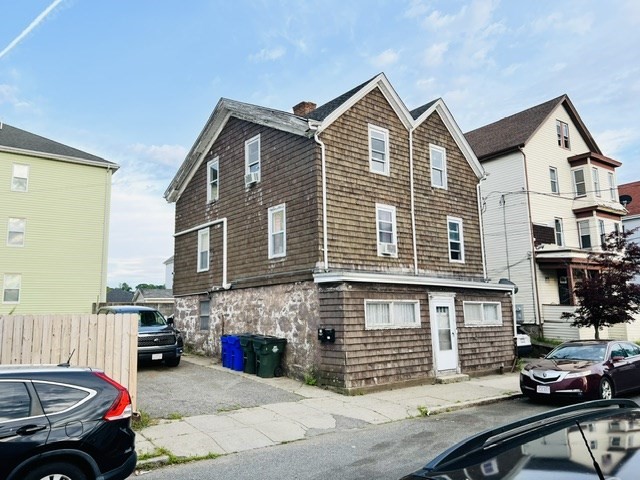 77 Fulton Street Fall River, MA 02720 - Photo 7 of 23