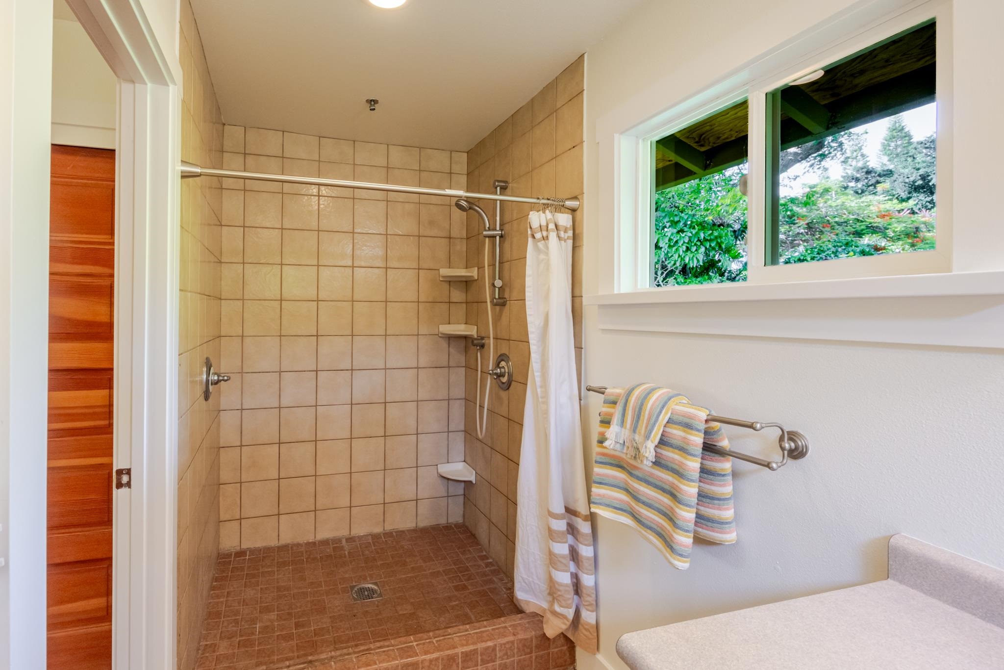 1220 West Kuiaha Road Haiku, HI 96708 - Photo 26 of 48 Gallery Image 26