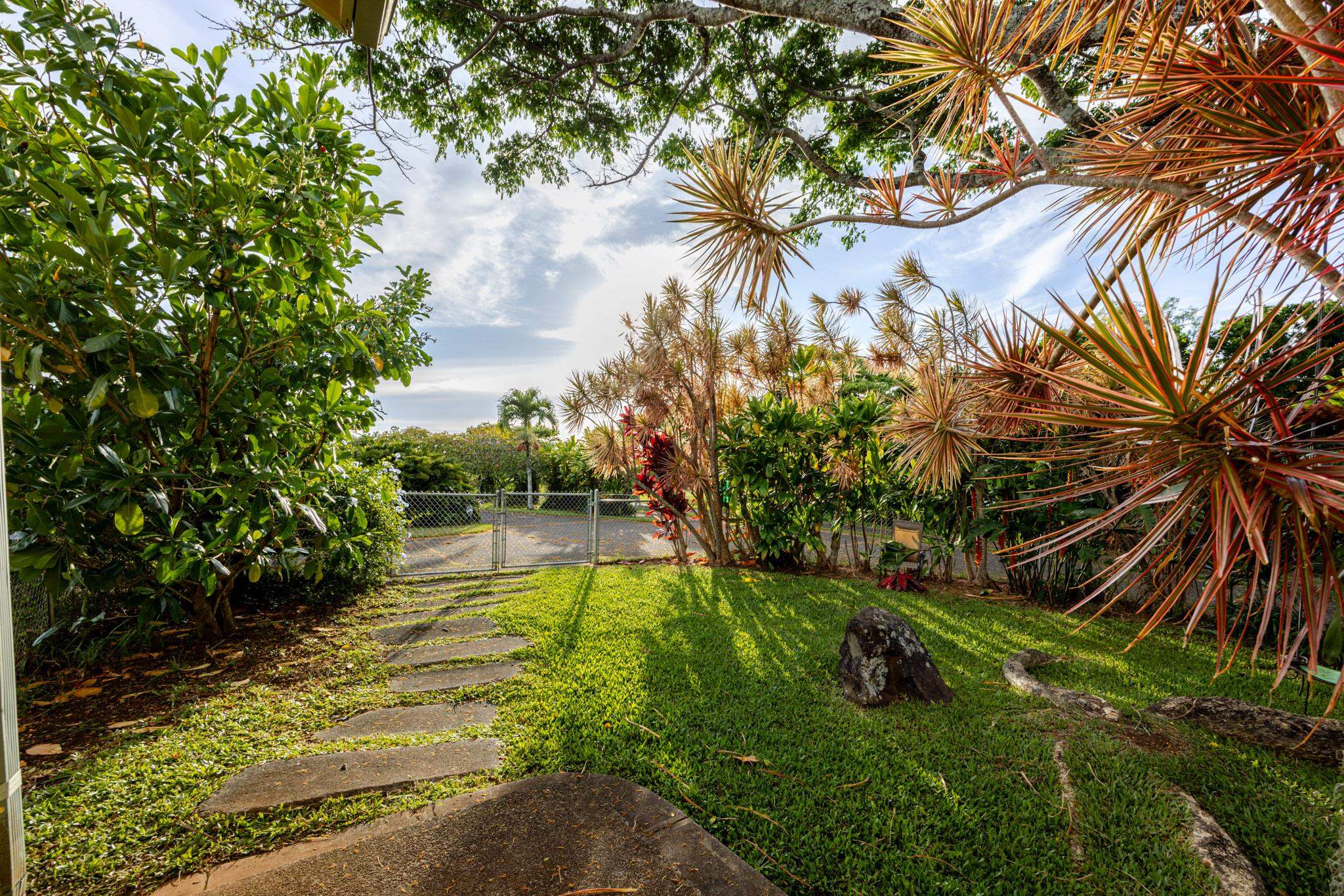 1220 West Kuiaha Road Haiku, HI 96708 - Photo 8 of 48 Gallery Image 8