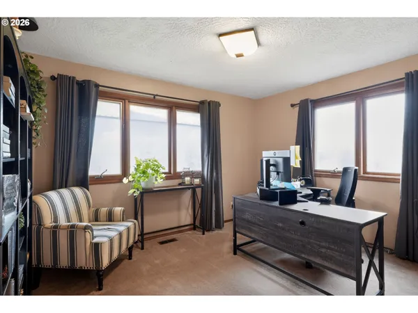 $734,900 | 735 Southwest Mill Street, Sheridan, OR 97378