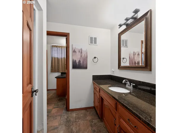 $734,900 | 735 Southwest Mill Street, Sheridan, OR 97378