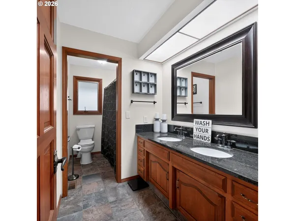 $734,900 | 735 Southwest Mill Street, Sheridan, OR 97378
