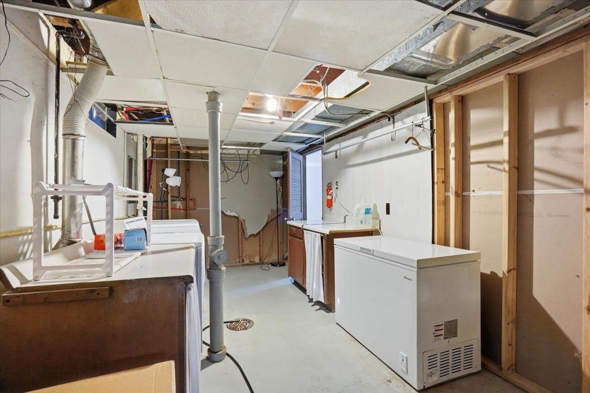 2209 Prairie Road Madison, WI 53711 - Photo 37 of 48 Gallery Image 37