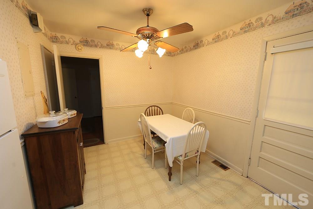 1637 Greenbriar Road Durham, NC 27701 - Photo 5 of 12 Gallery Image 5