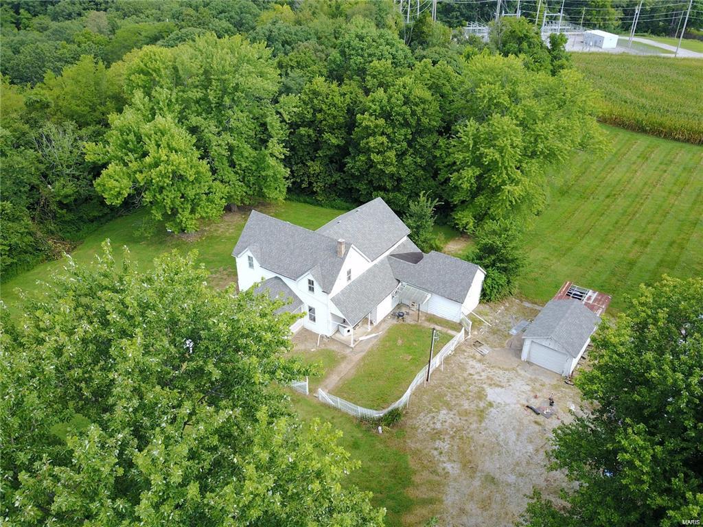 7849 D Road Waterloo, IL 62298 - Photo 3 of 18