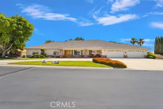 $850,000 | 19875 Eyota, Apple Valley, CA 92308