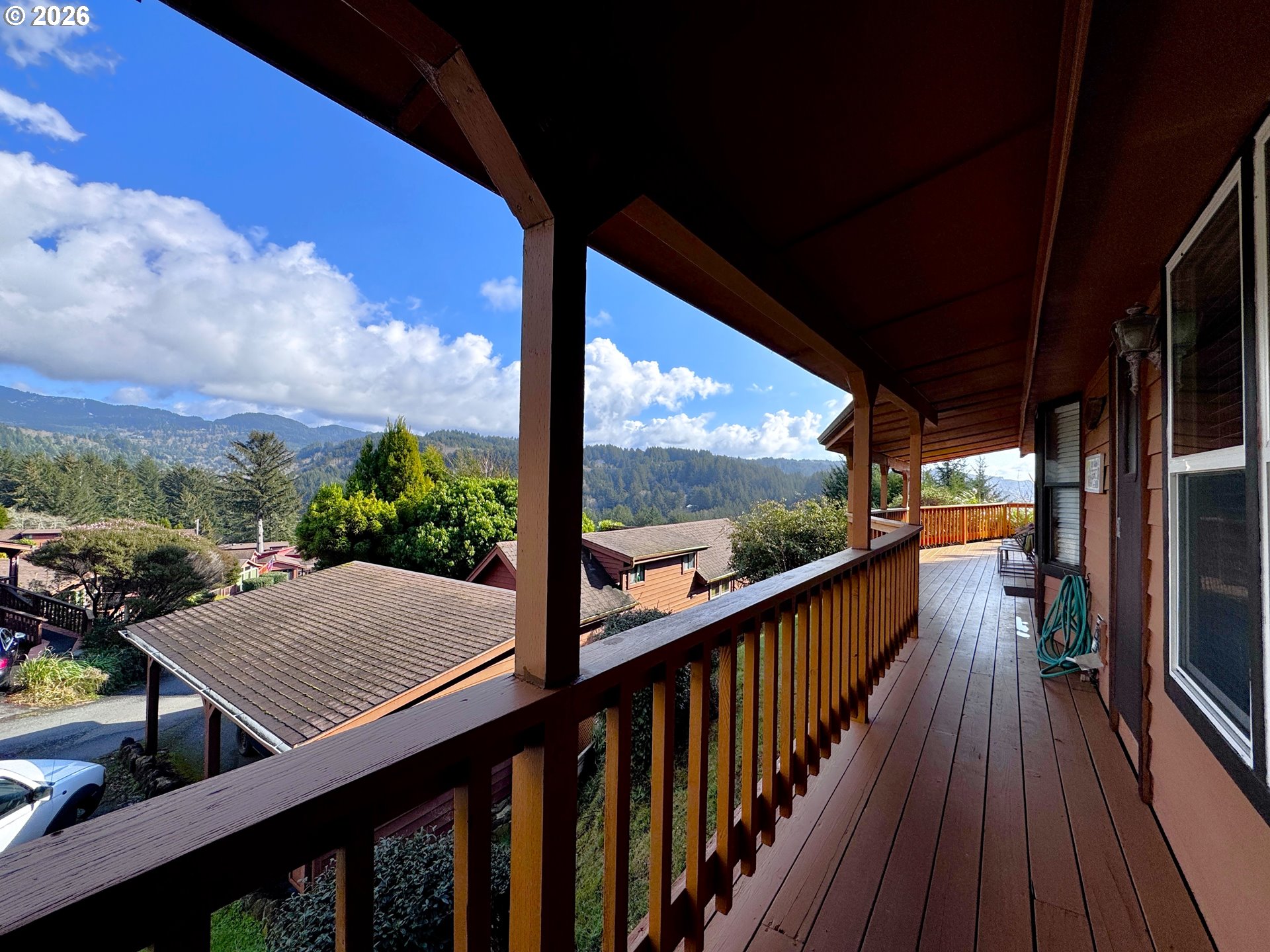 19921 Whaleshead Road, Unit OV13 Brookings, OR 97415 - Photo 37 of 43 a view of balcony with couch