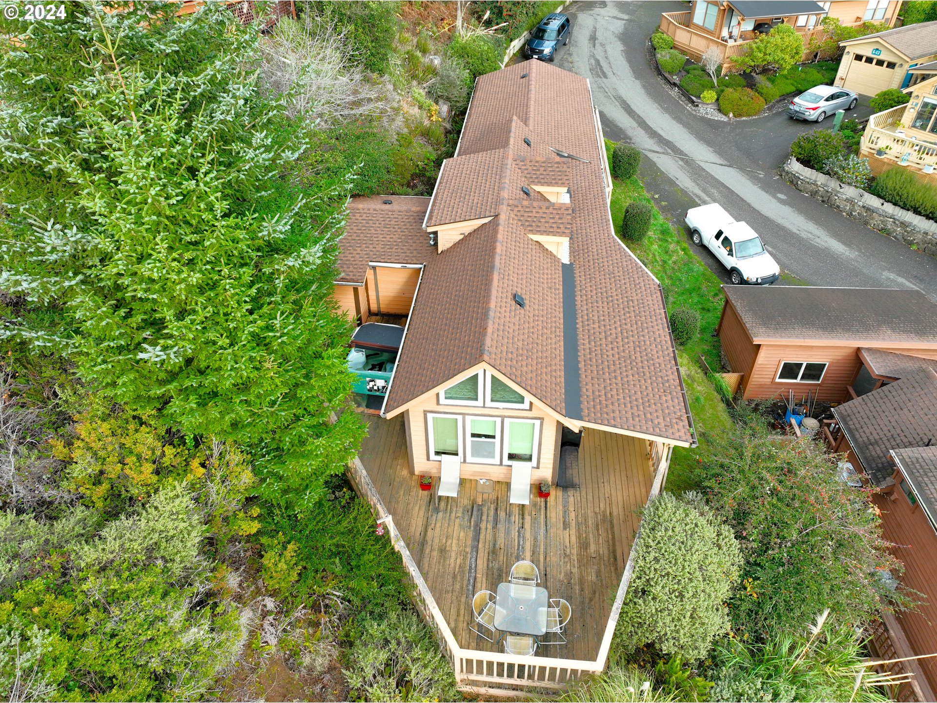 19921 Whaleshead Road, Unit OV13 Brookings, OR 97415 - Photo 10 of 43 an aerial view of a house