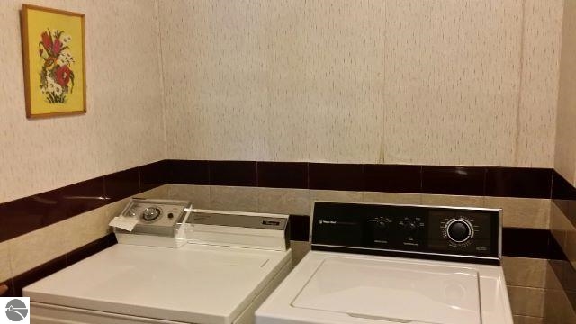 6036 West Van Buren Road Alma, MI 48801 - Photo 18 of 27 1800965-17.JPG